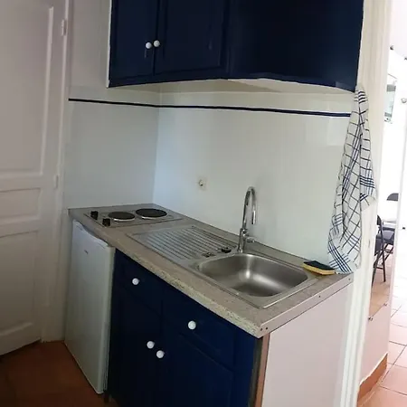 Apartment T1 Rez De Jardin Avec Grande Terrasse - St Aygulf Frejus