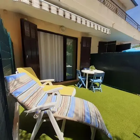 T1 Rez De Jardin Avec Grande Terrasse - St Aygulf Appartamento